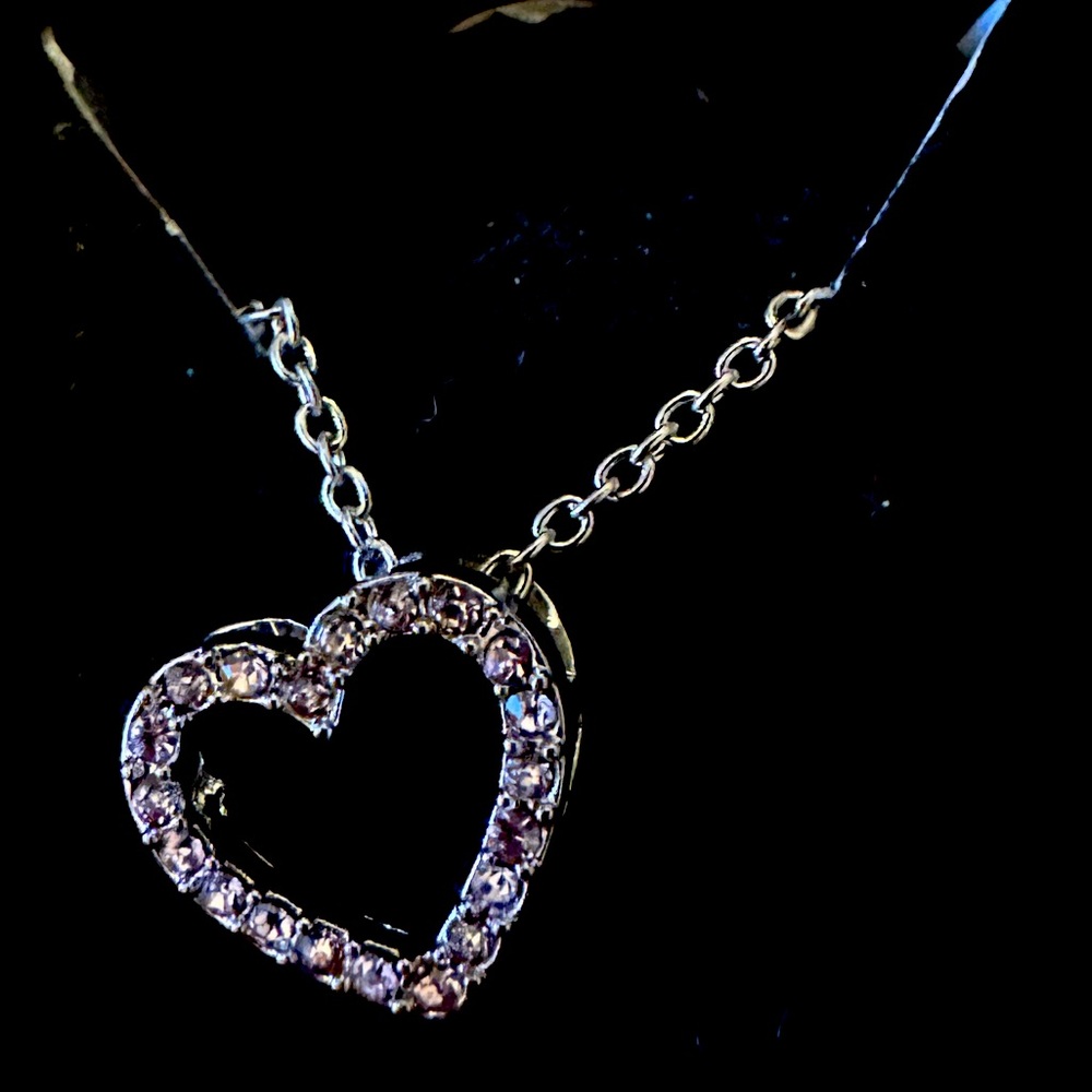 Silver heart chain with light pink stones
